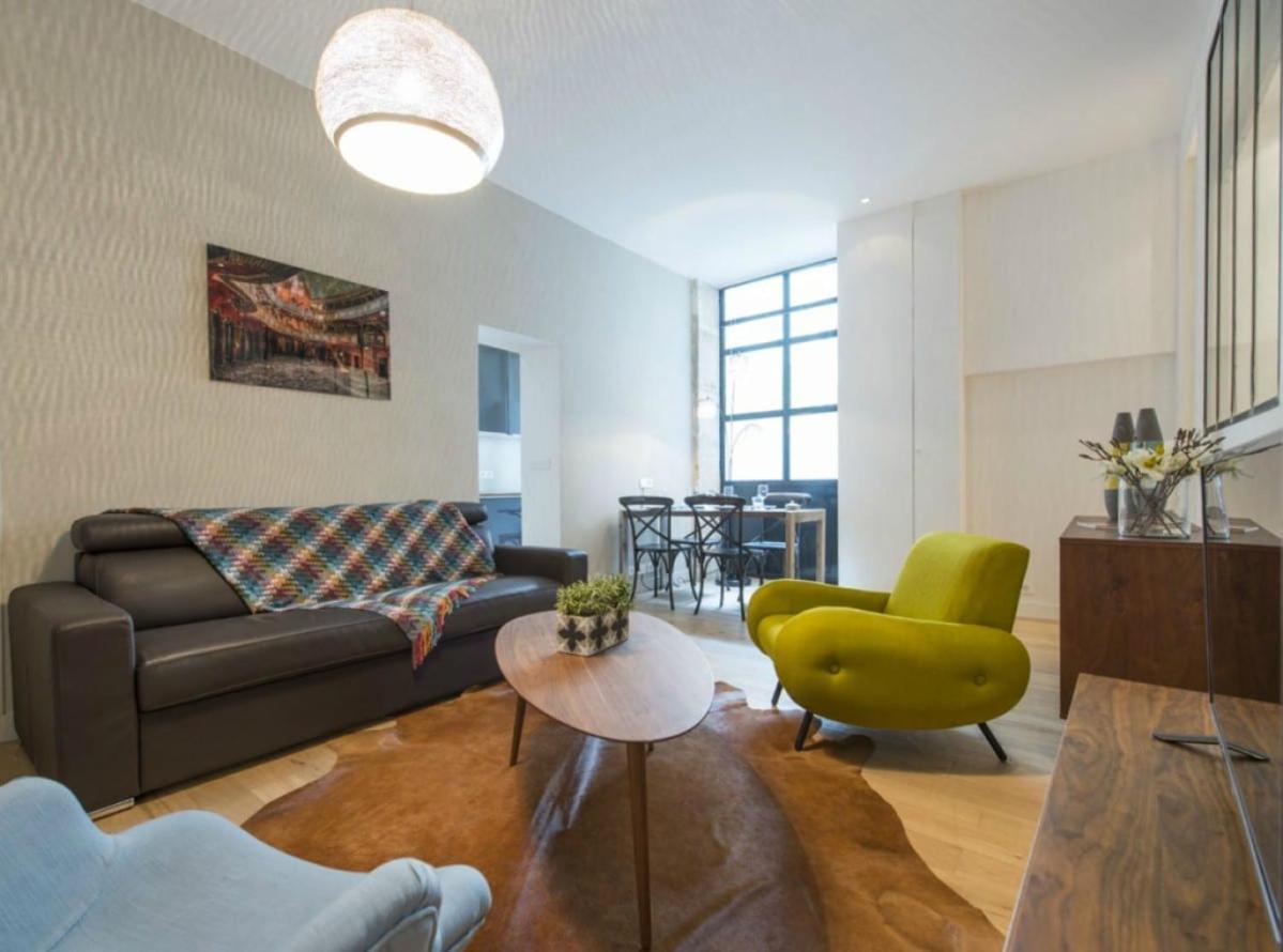 Coco, 6 People Apartment Paris