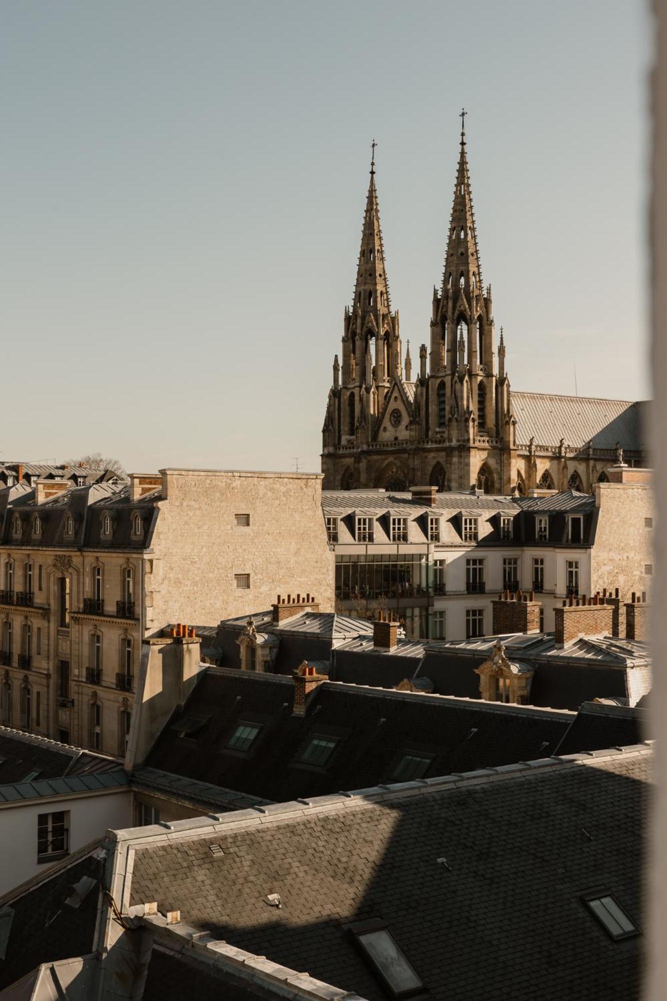 Bourgogne & Montana 4* Paris