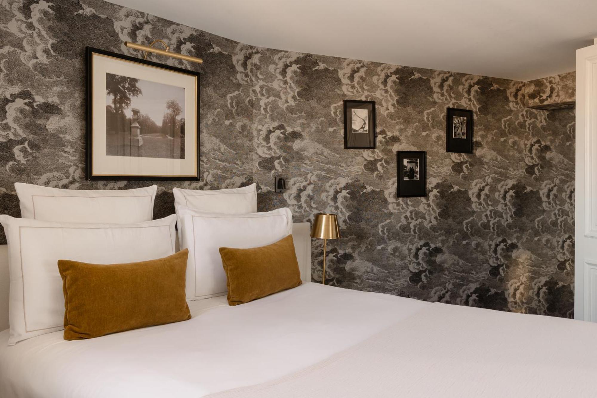 Bourgogne & Montana Hotel 4*
