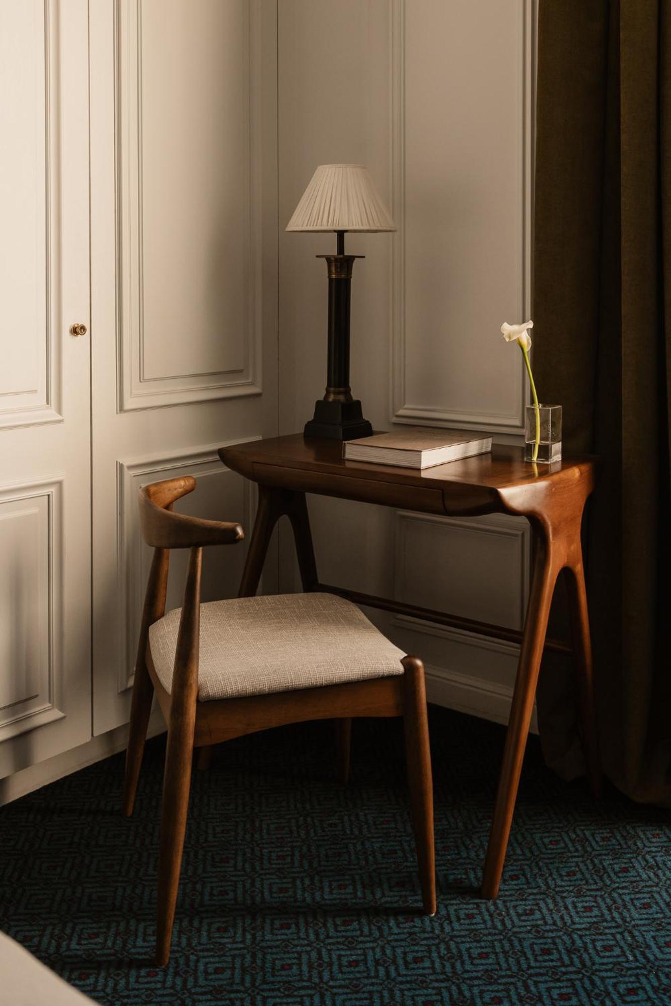 Bourgogne & Montana 4* Paris