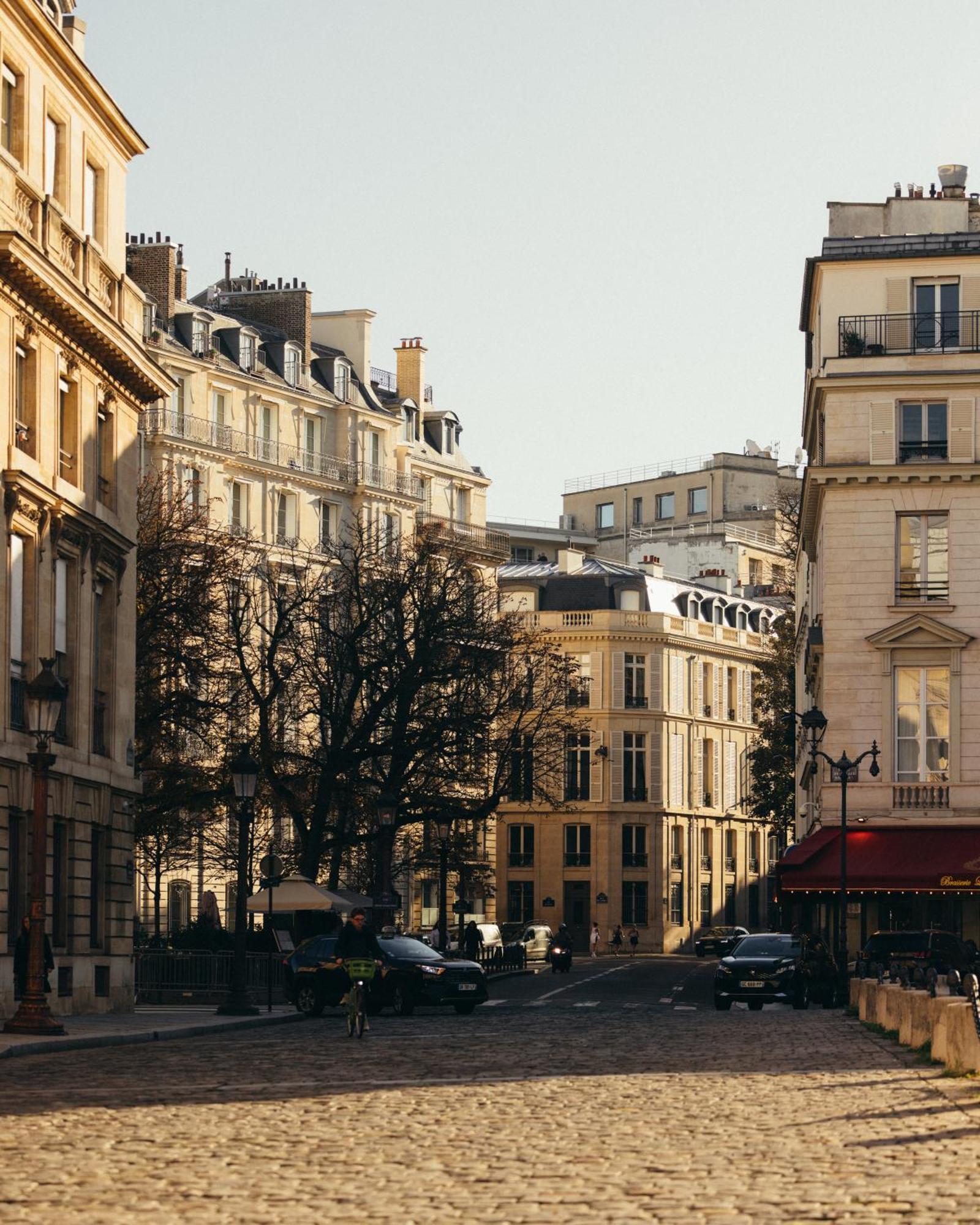 Bourgogne & Montana Paris