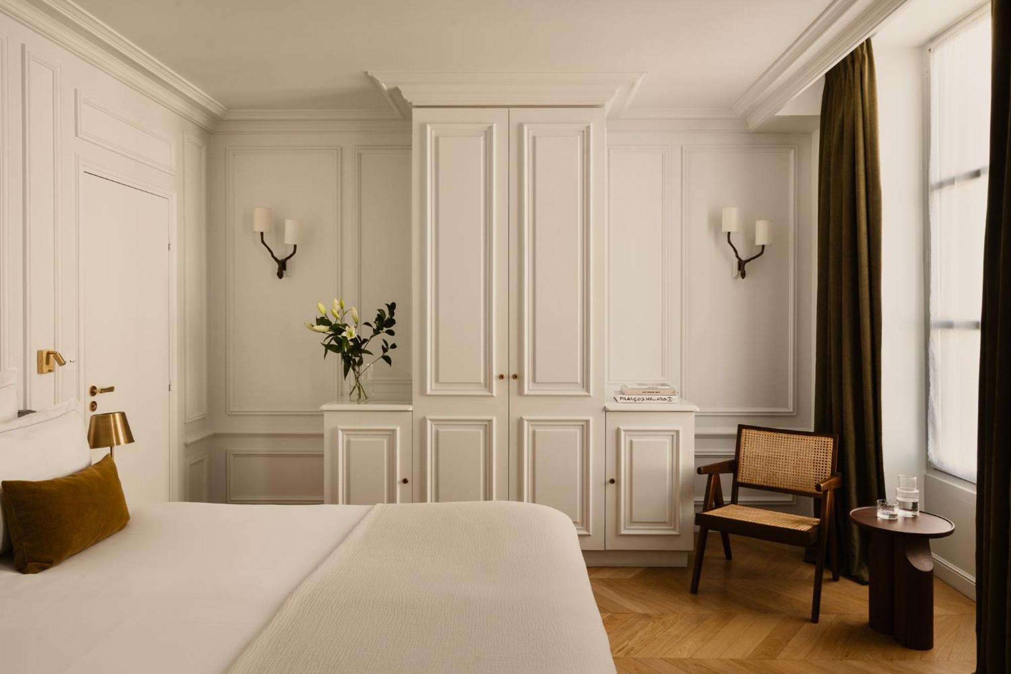 Bourgogne & Montana Hotel 4*