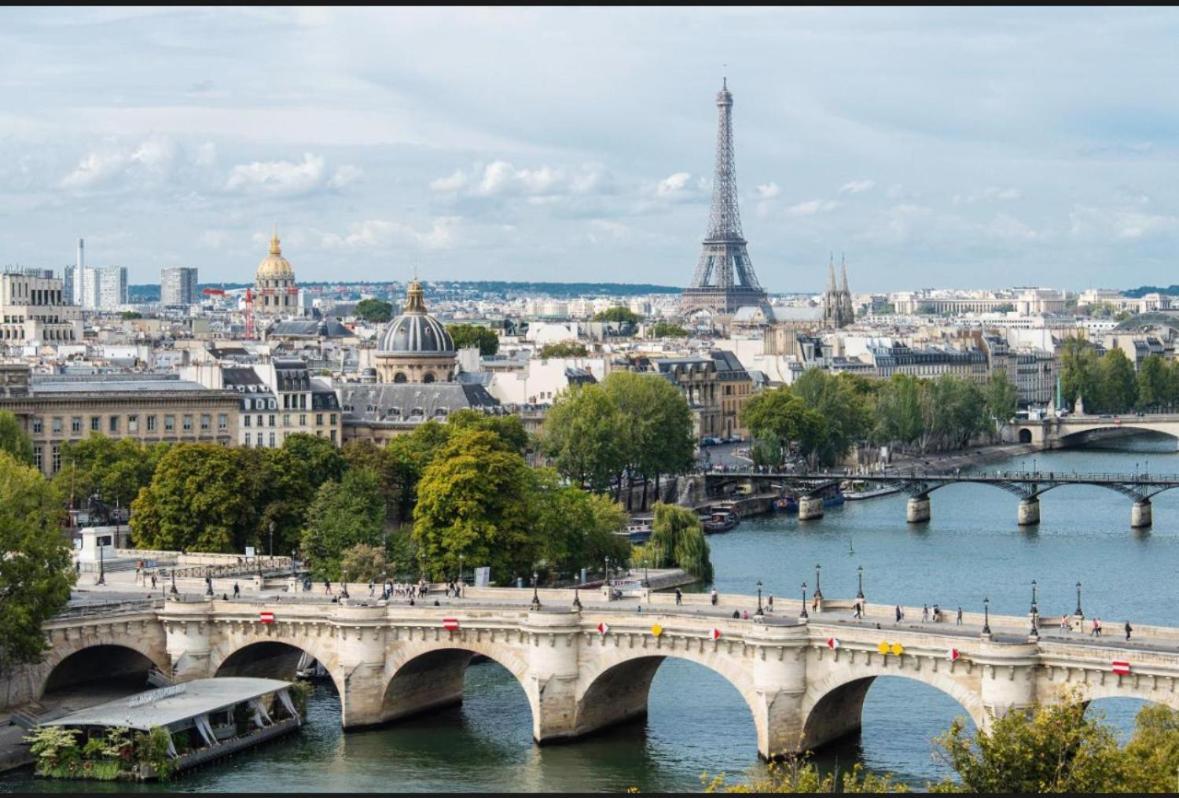 Sunny In The Heart Of 11eme Apartment Paris