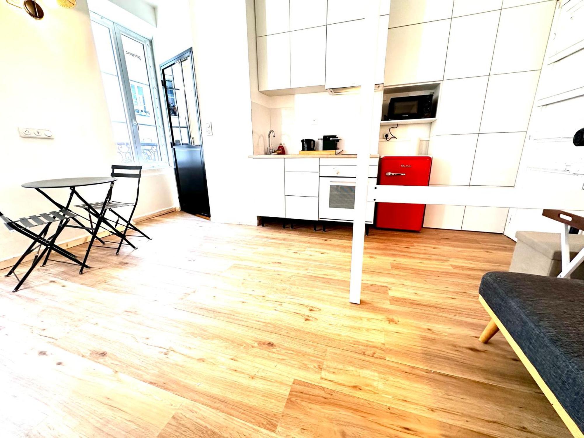 Apartment Sunny In The Heart Of 11eme