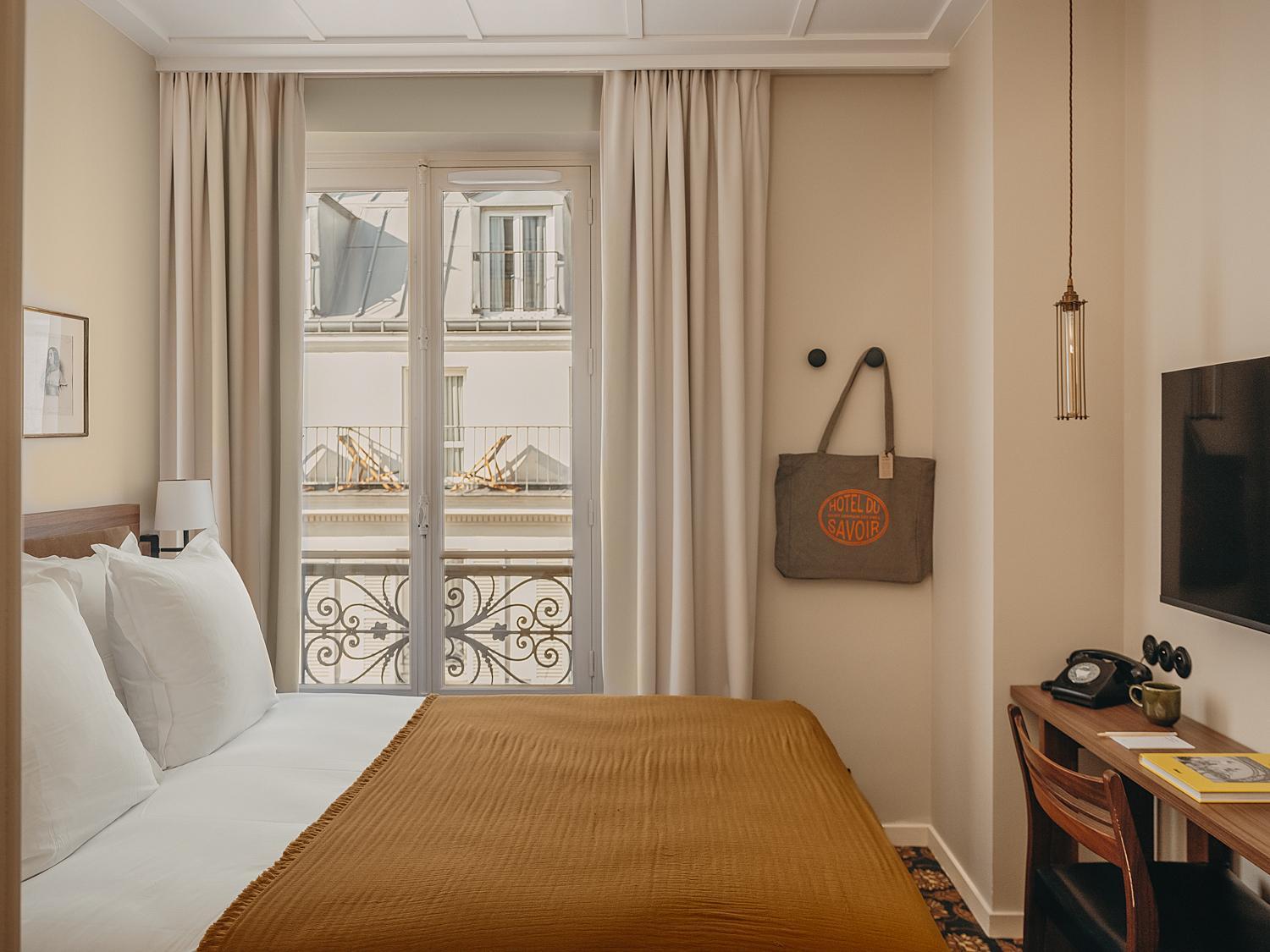 Le Petit Belloy Paris