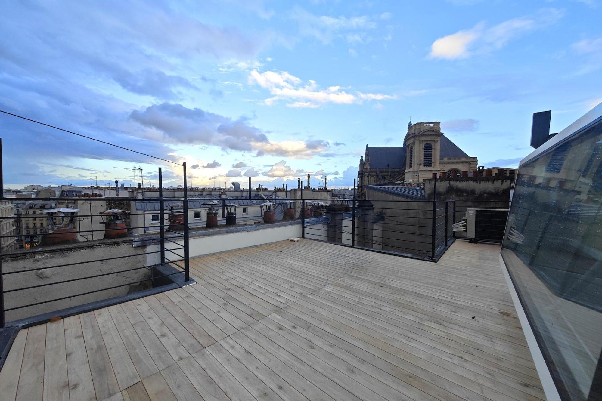 Apartment Rooftop