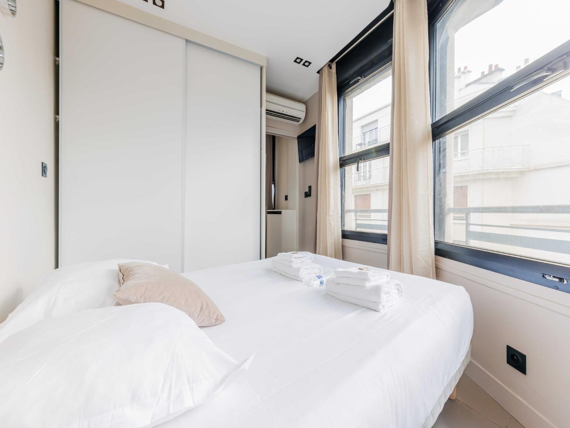 Magnificent - 1br 4p - Saint-lazare Apartamento *