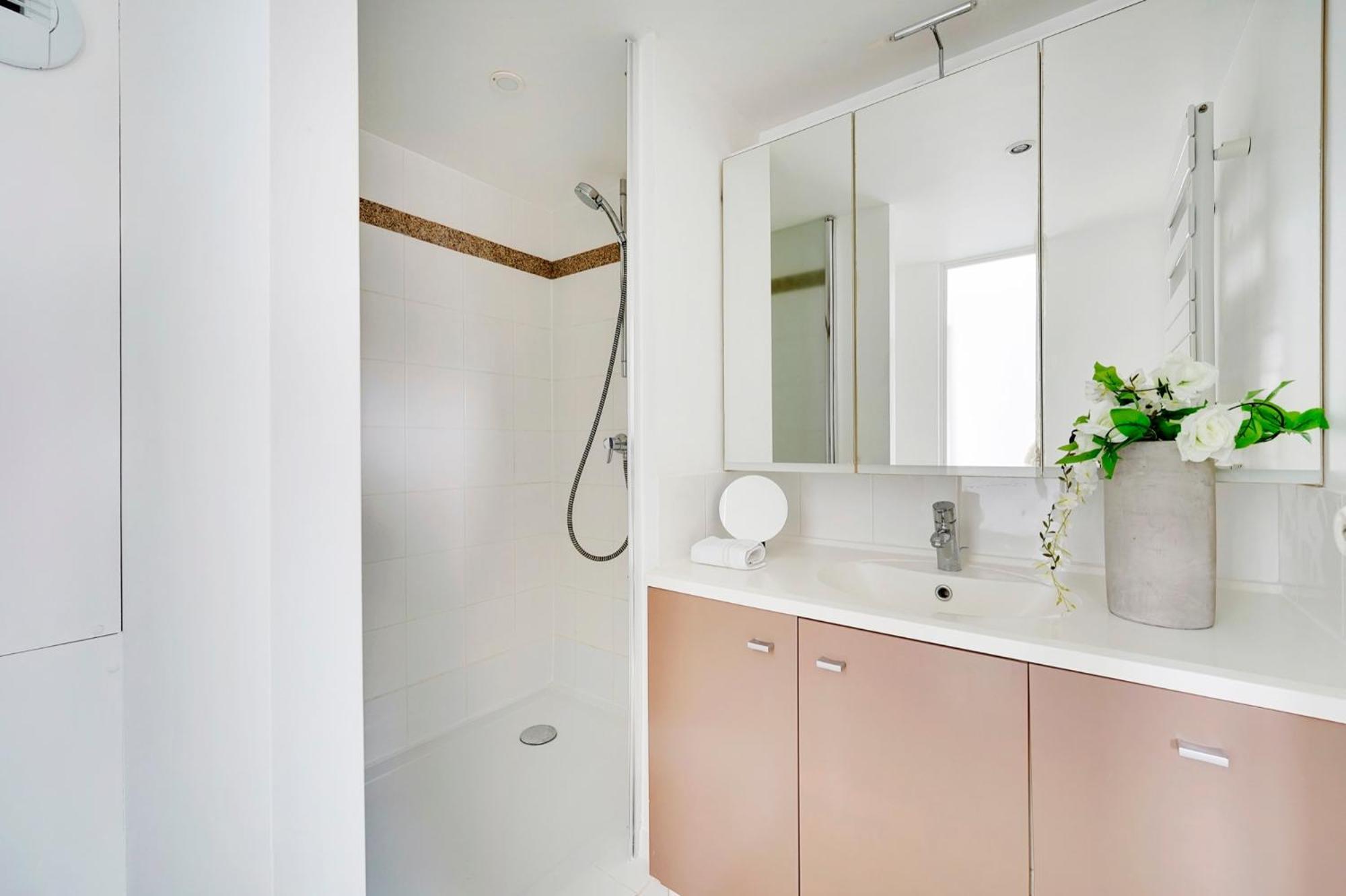 Apartment Loft D'exception Courcelles - Parc Monceau *
