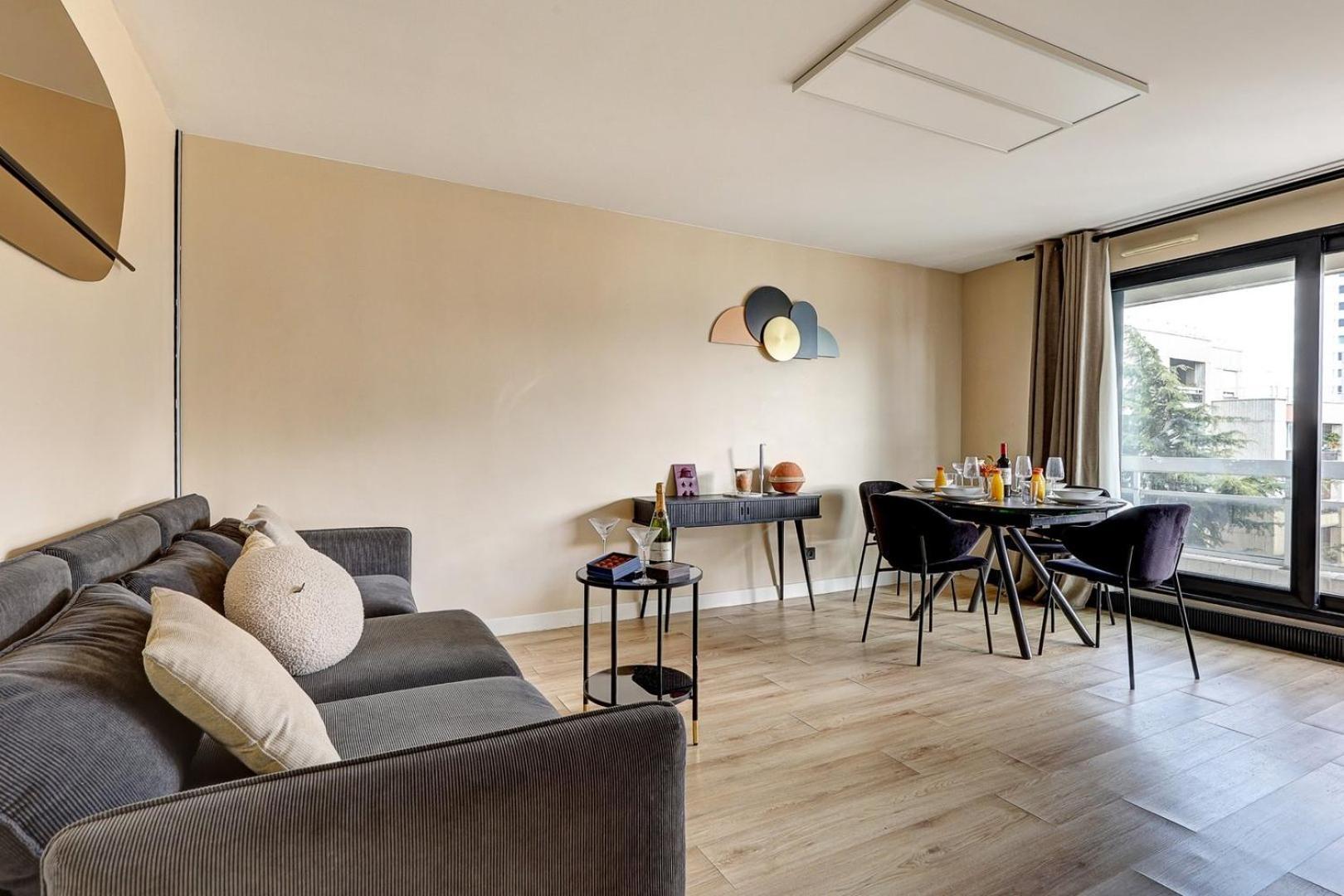 5020 Curial - Chic 19th Apartment Paris