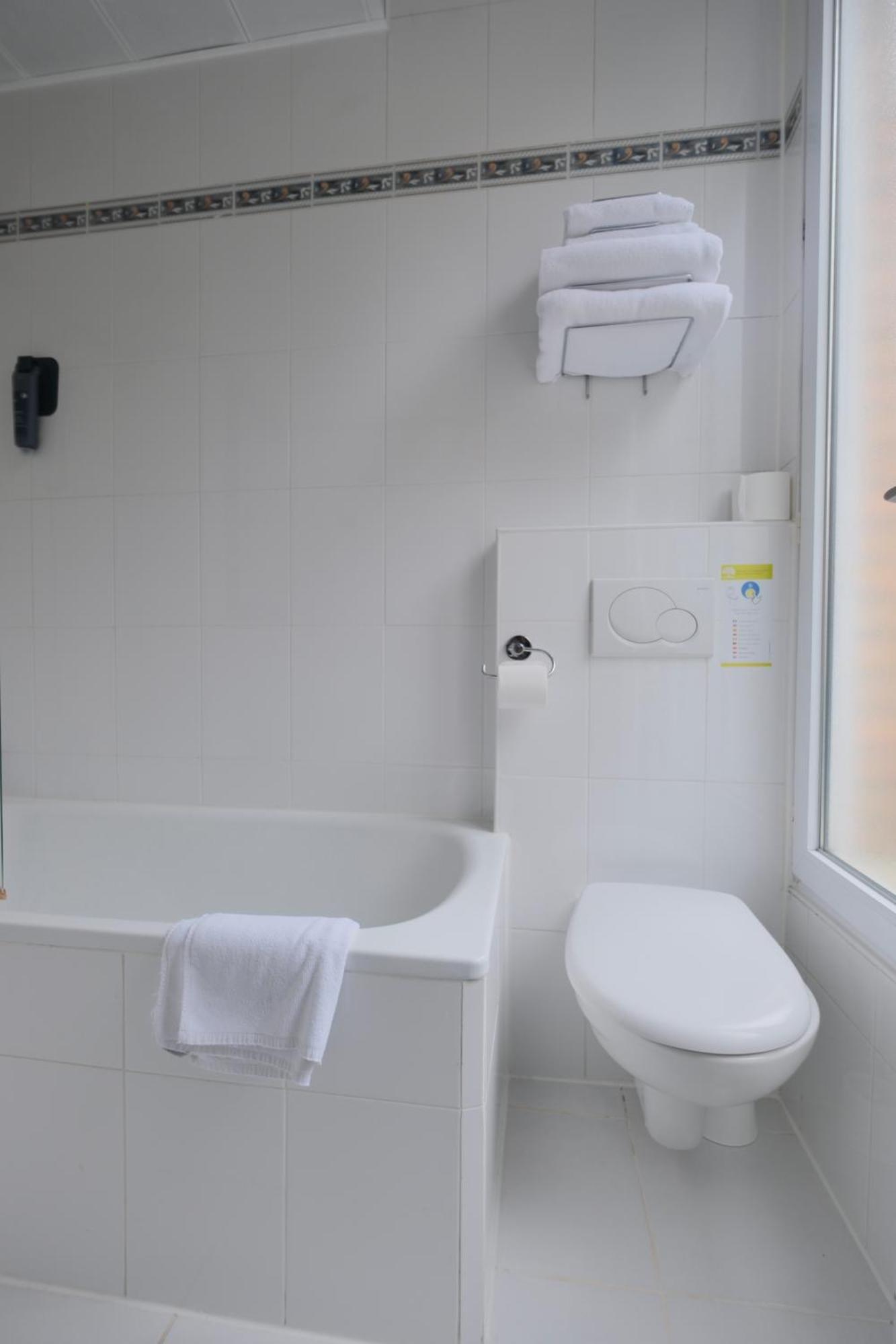 Hipotel Lilas Gambetta 3* Paris
