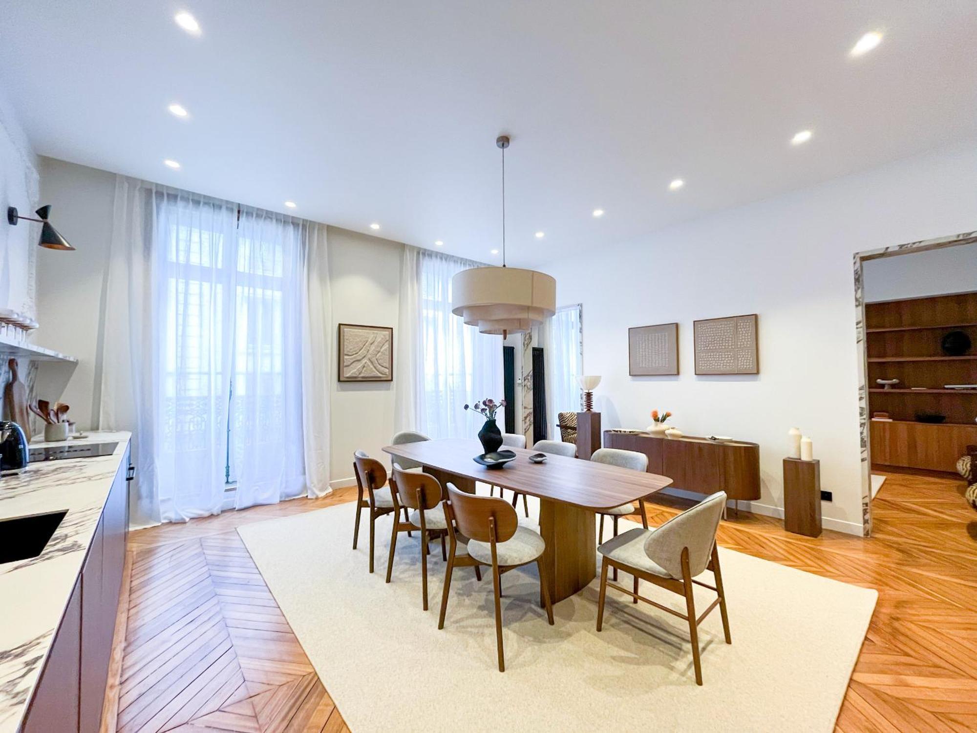 Urban Flat 197 - Prestige Saint Honore Apartment Paris