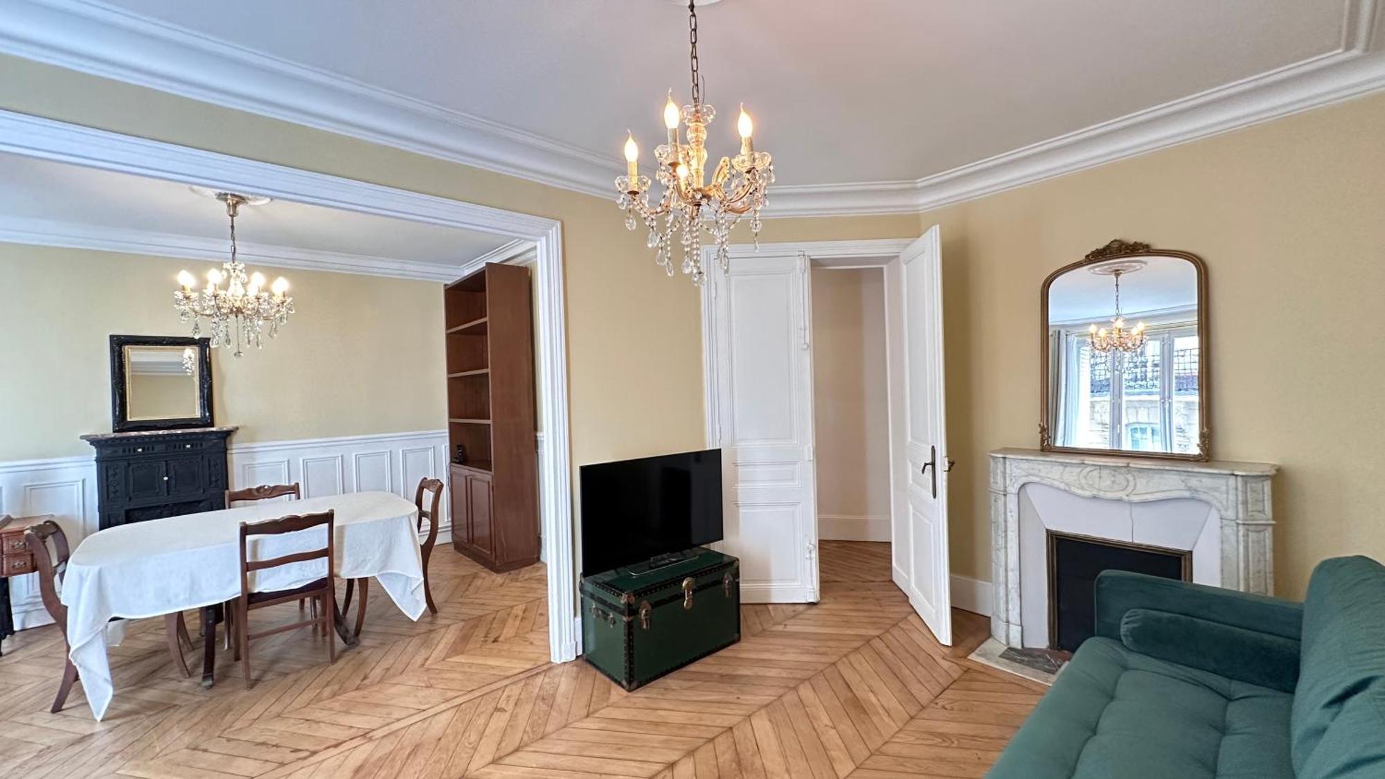 Maison Des Artistes *