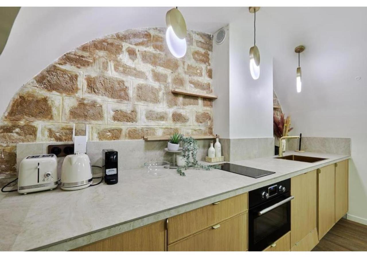 Le Marais Place Des Vosges By Prestige Apartment