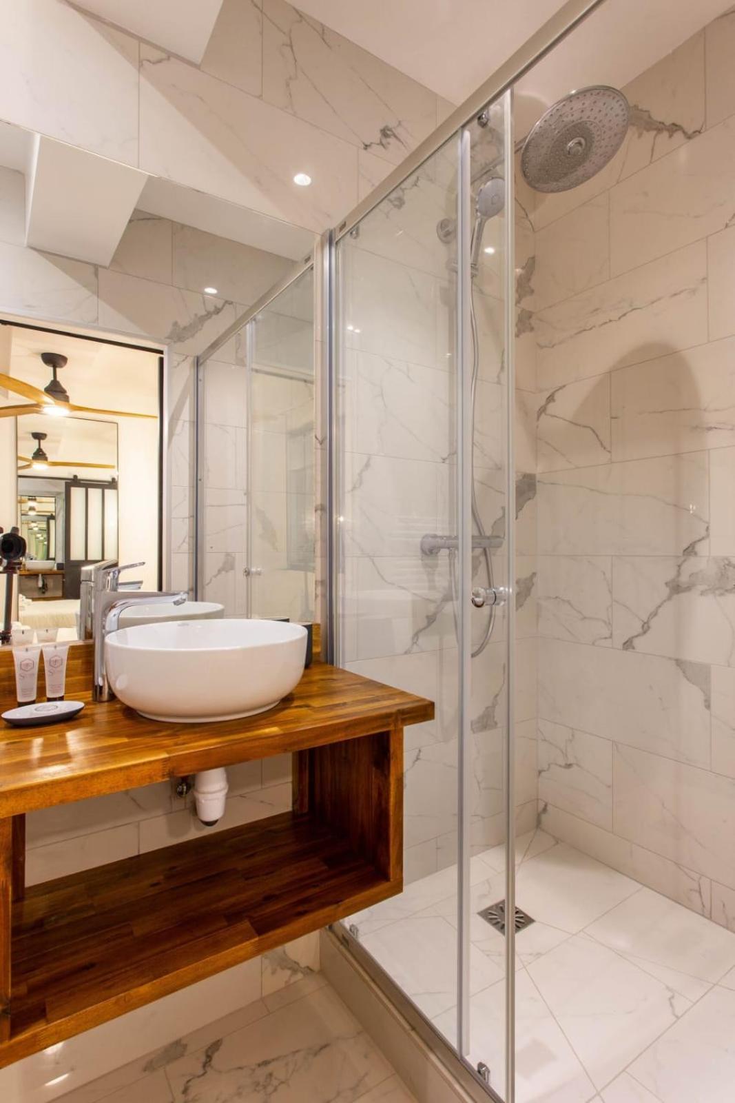 Stunning - 3br-10p - Bastille-voltaire Appartement *