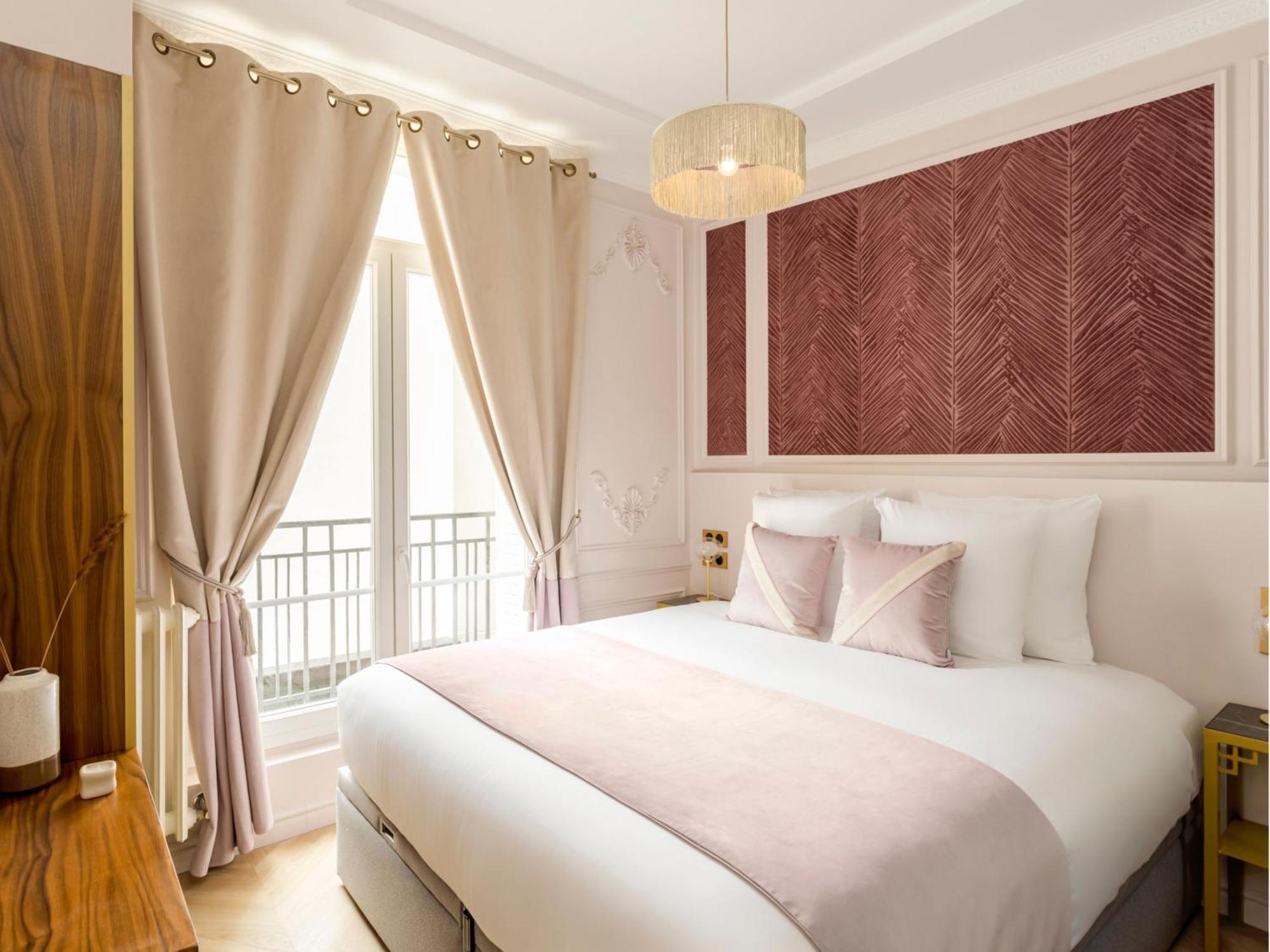 Appartement Merveil Signature Hoche - Eiffel Tower View Paris
