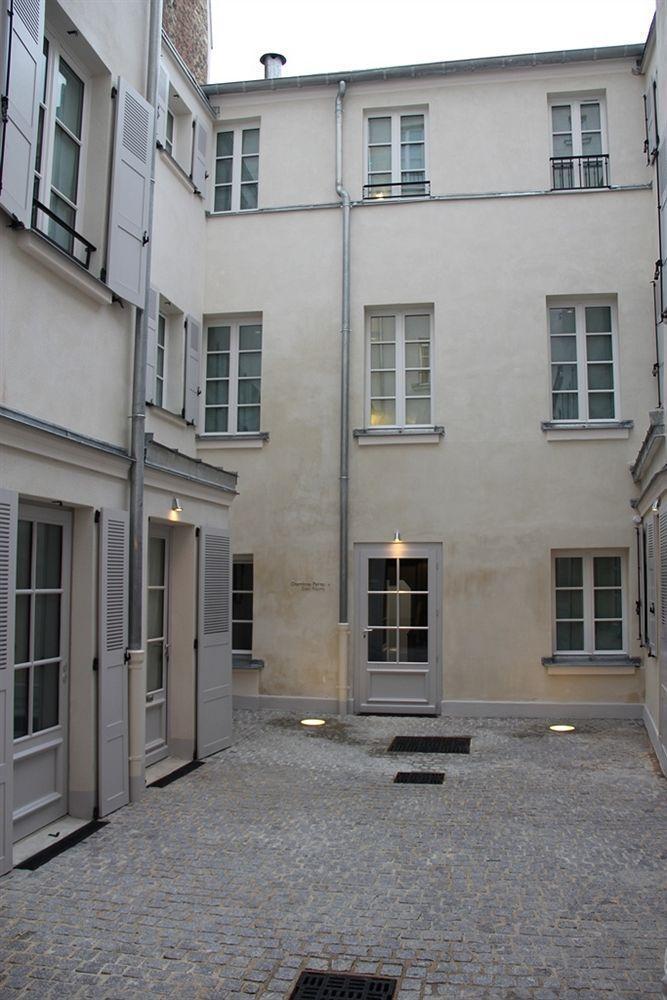 Hotel Saint Dominique 4*