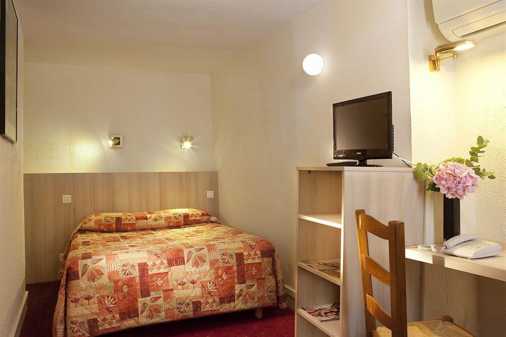 Londres Saint Honore 3*