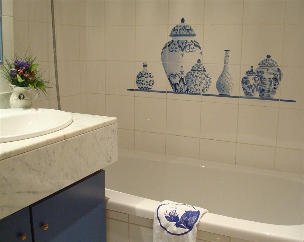 Caron De Beaumarchais 3* Paris
