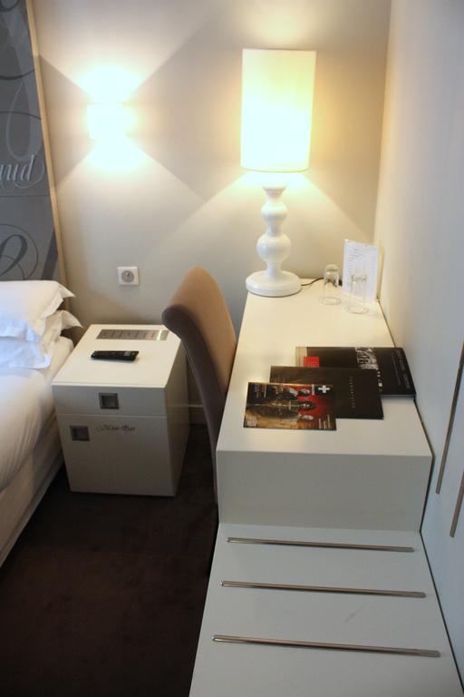 Hotel Chambellan Morgane Paris