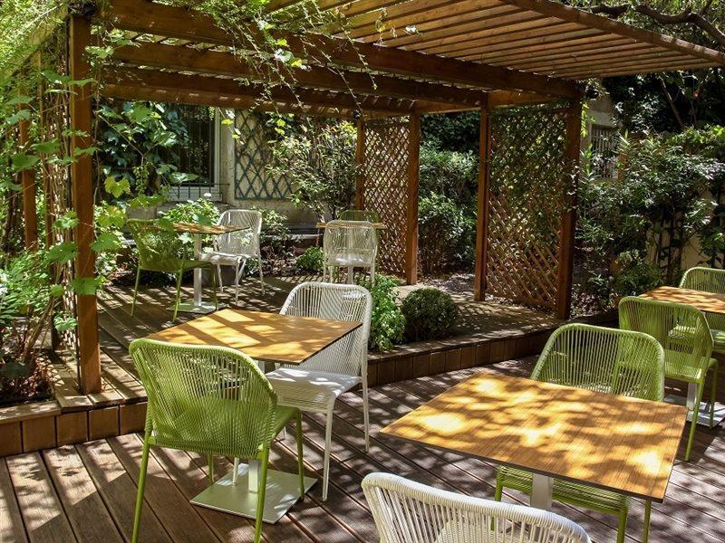 Hotel Louis Blanc Paris