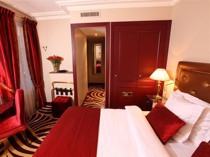Hotel Du Beaumont Paris