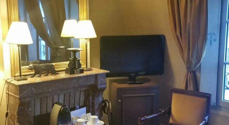 Hotel Lenox Montparnasse 3*