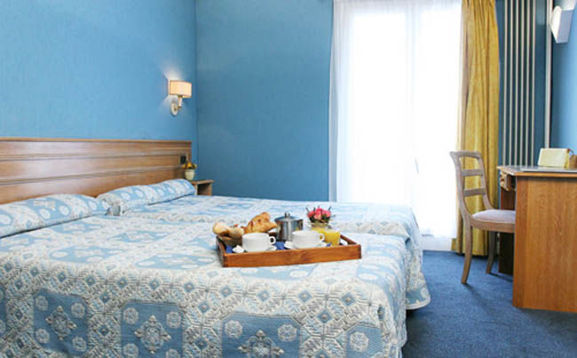 Hotel Americain 2*