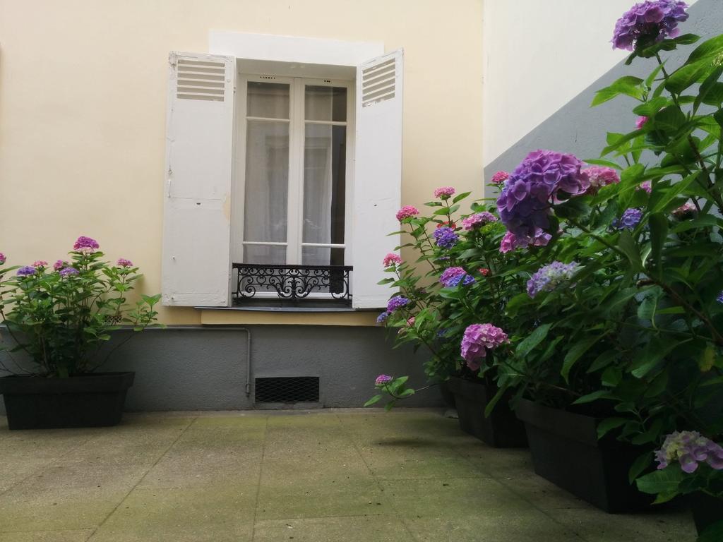 Couette-café La Cour Du 5ème - D'hôtes Paris