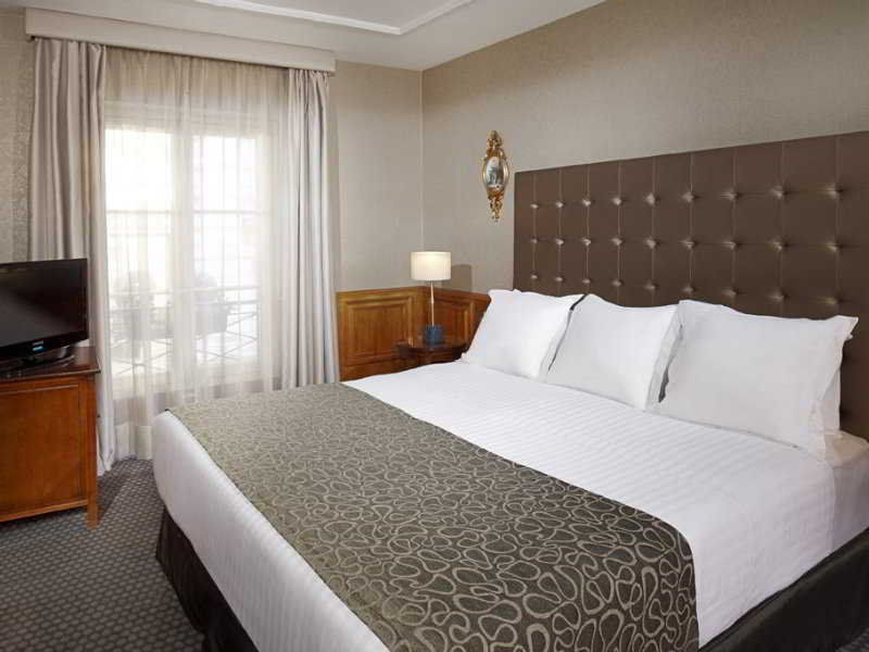 Meliá Vendôme Hotel 4*