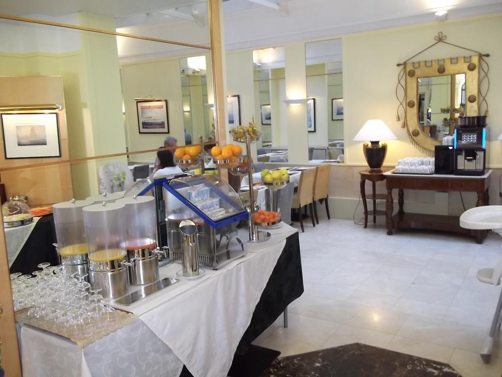 Maison Mere Hotel Paris