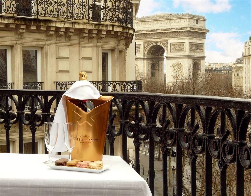 Royal Champs Elysées Hotel Paris