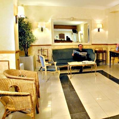 Hotel Du Maine 2*