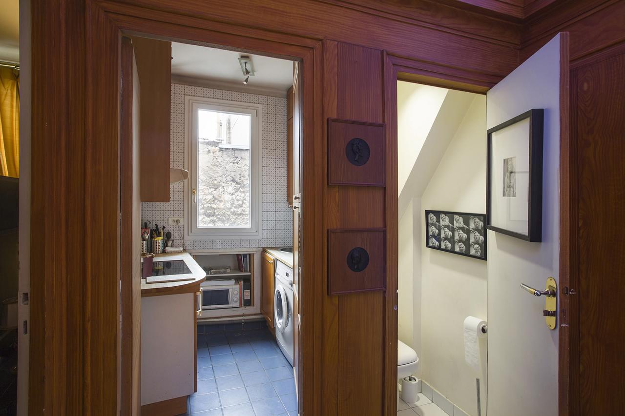 Apartment Saint Honore