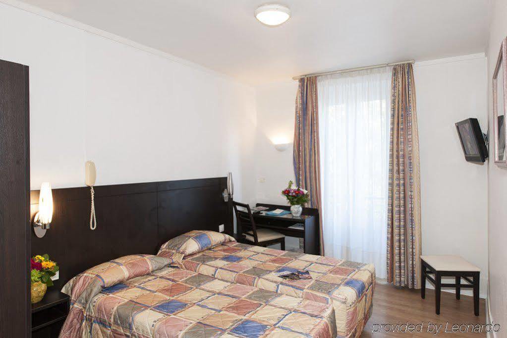 Amiot Hotel 2*