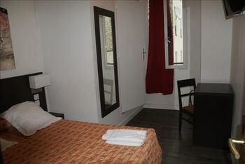 Hotel Untalented - 3*