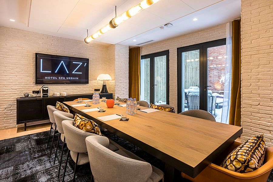 Laz' Urbain 4* Paris