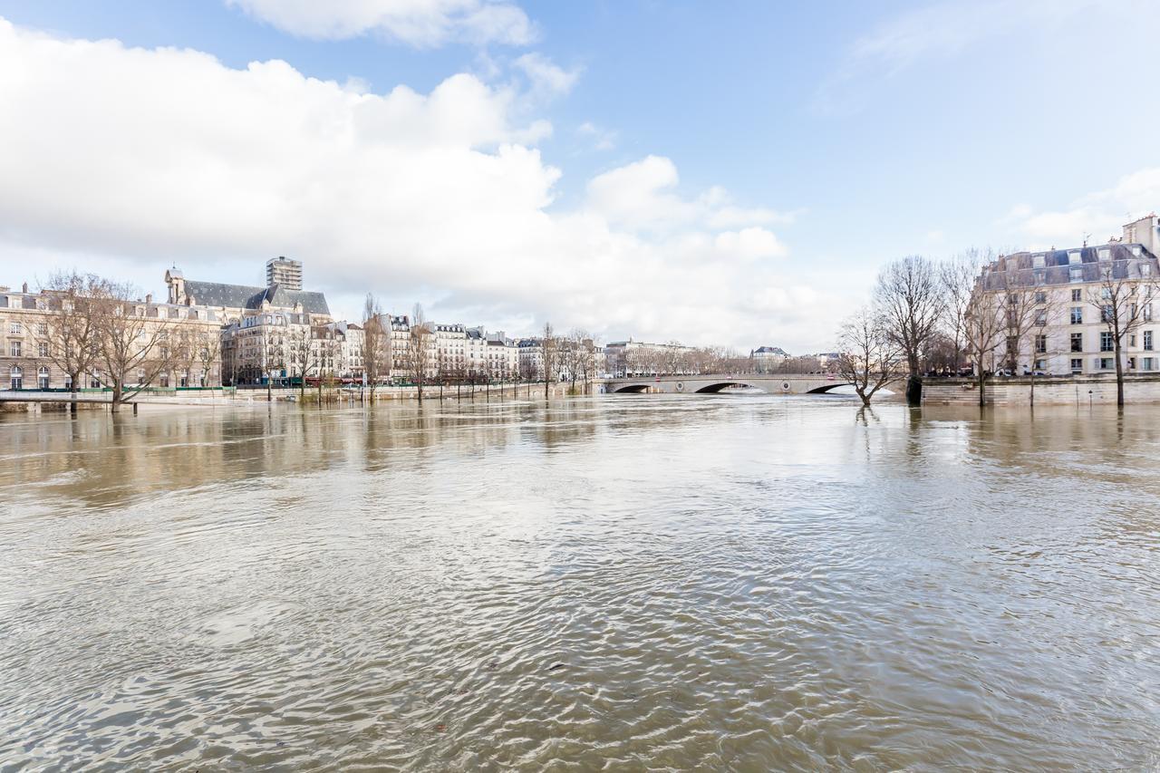 Veeve - Overlooking The Seine On Ile De La Cité Appartement *