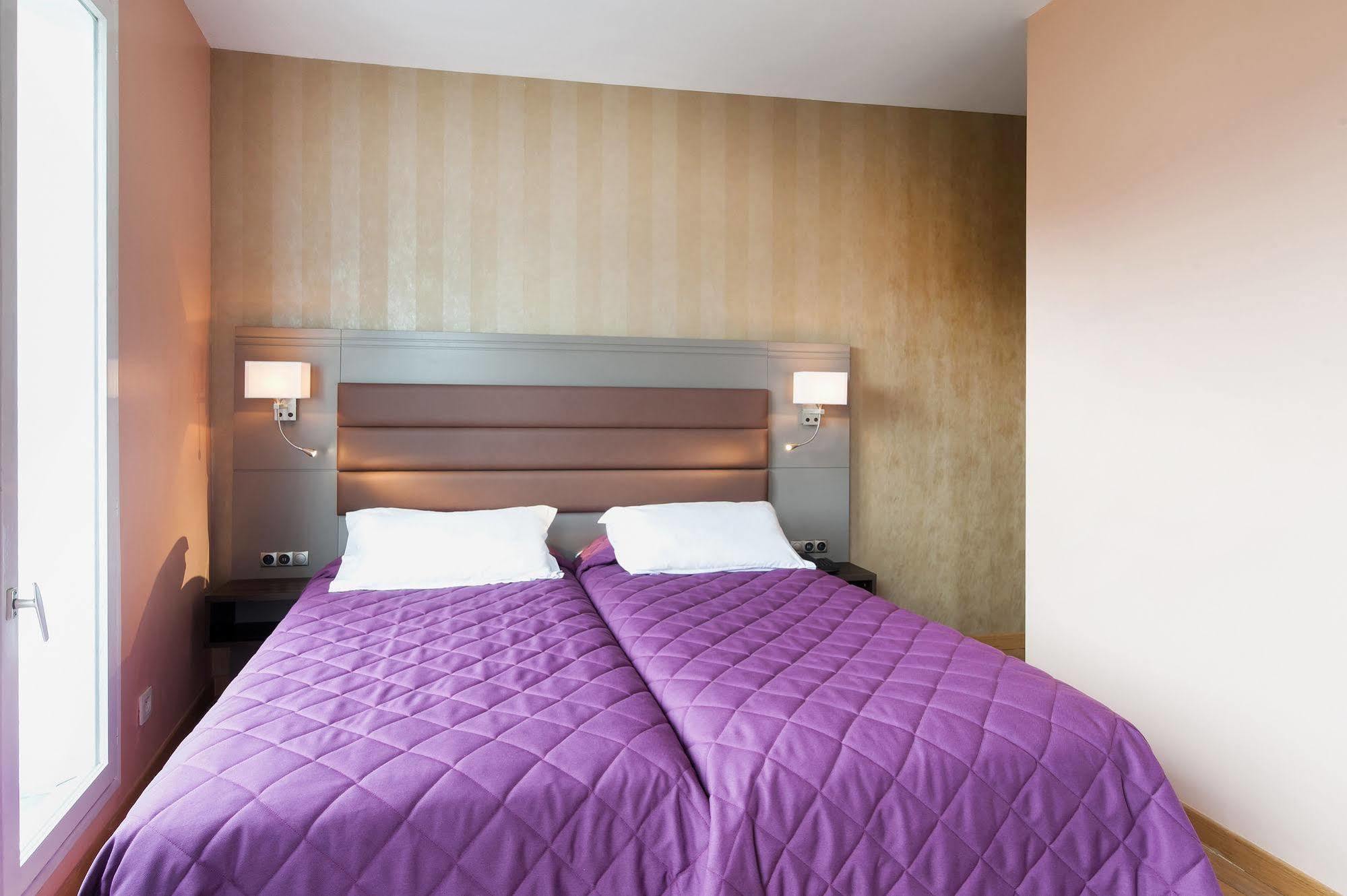 Hotel Americain 2*