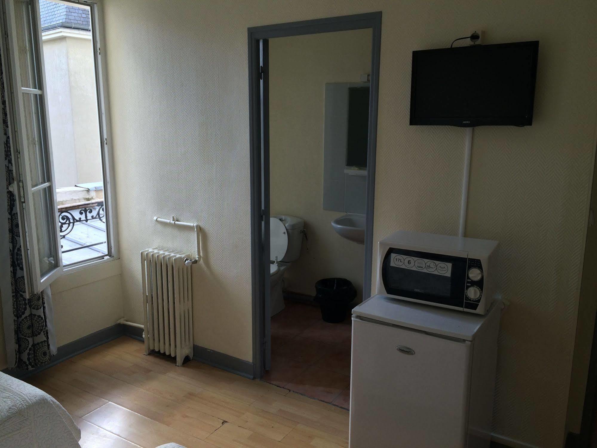 Hotel Au Royal Mad Paris