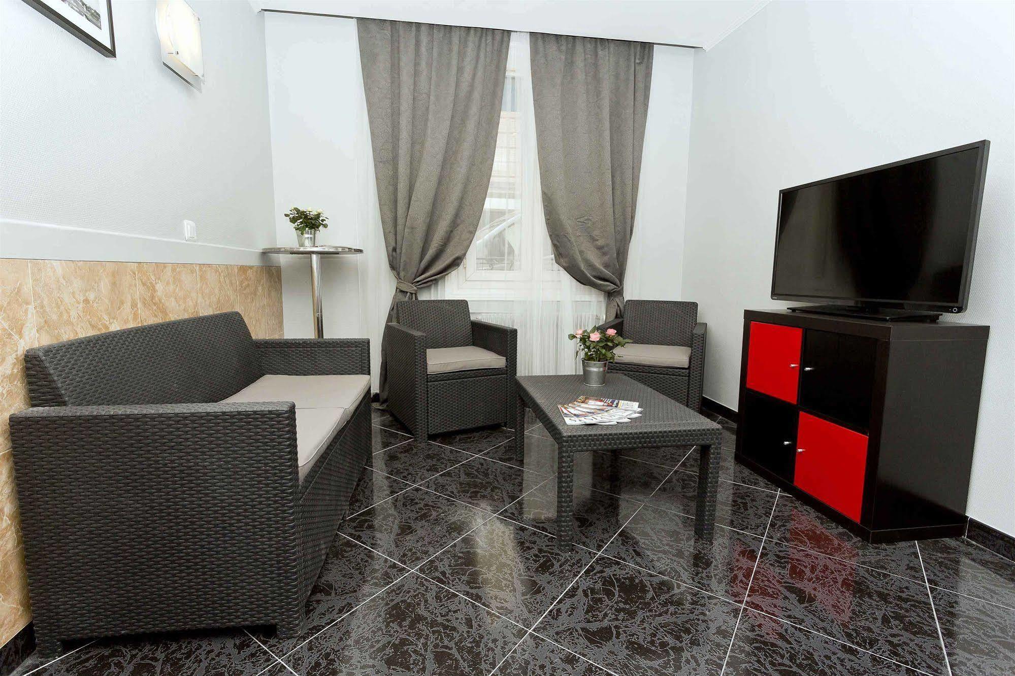 Hotel Huni 3*
