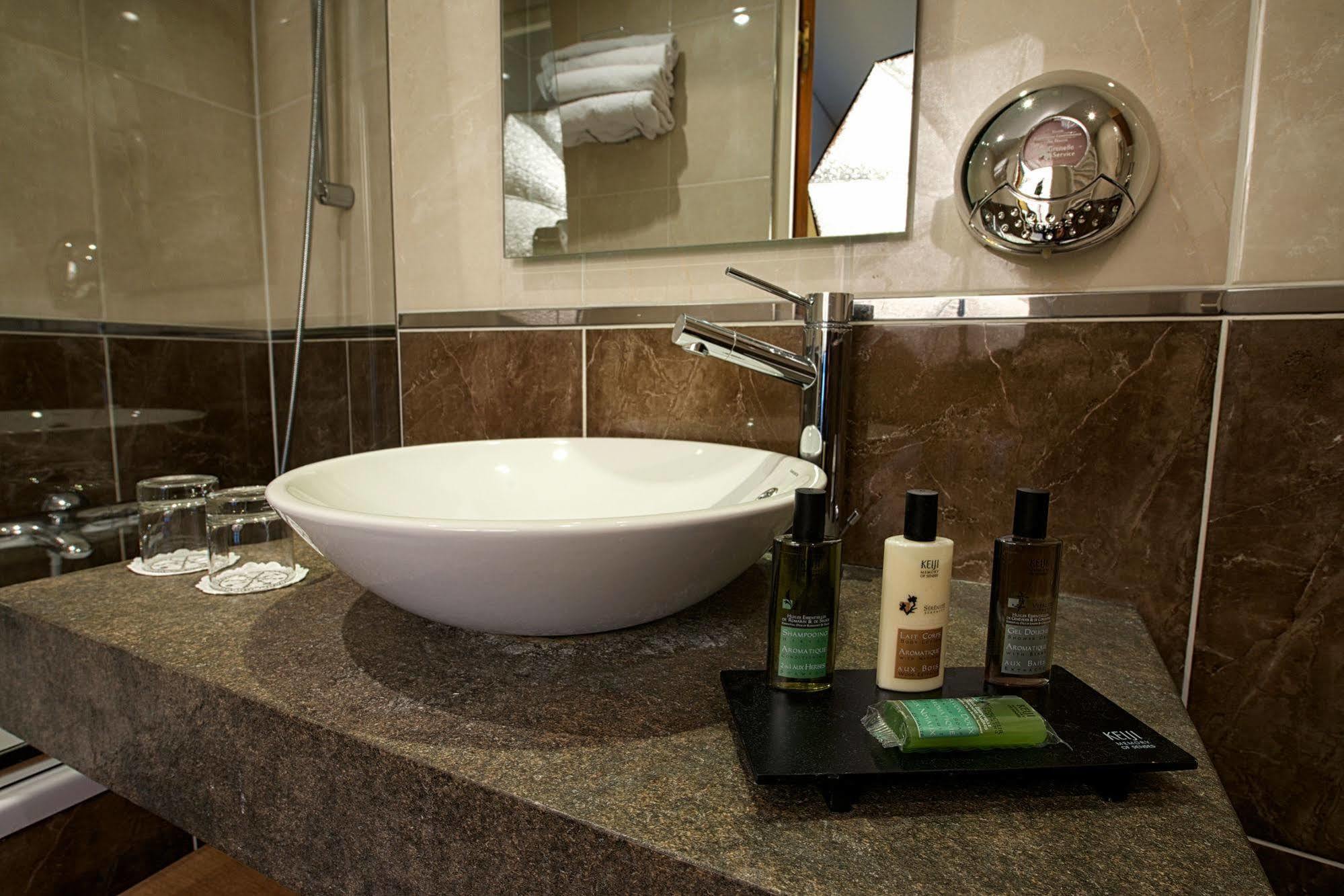 Oratio Hotel