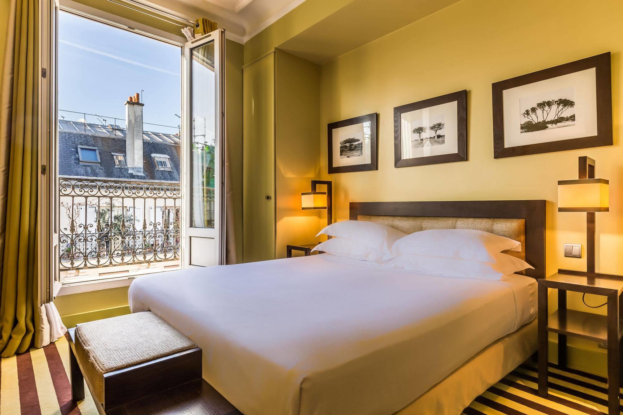 Hotel Duret Champs Elysees 4*