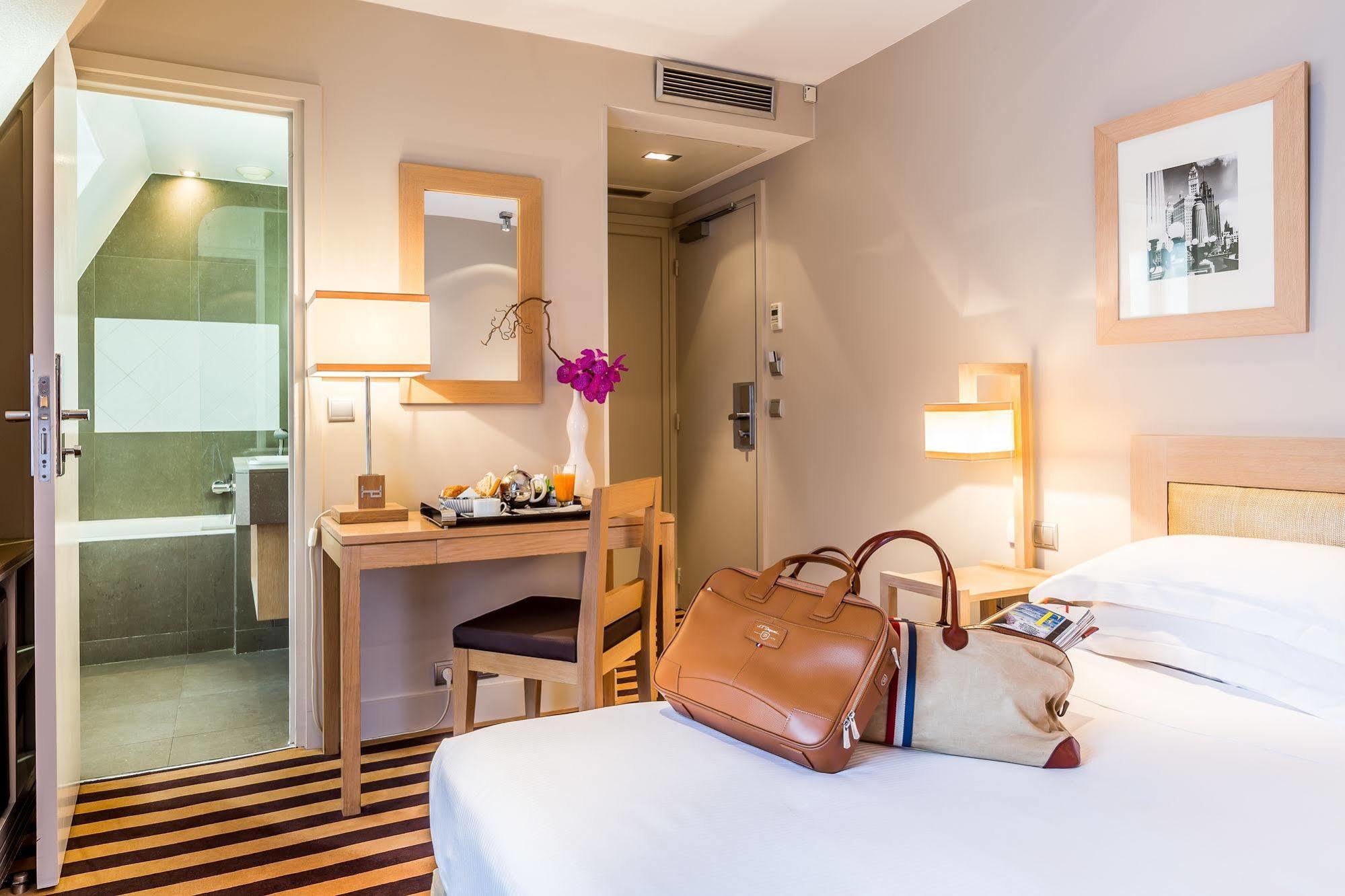 Duret Champs Elysees Hotel Paris