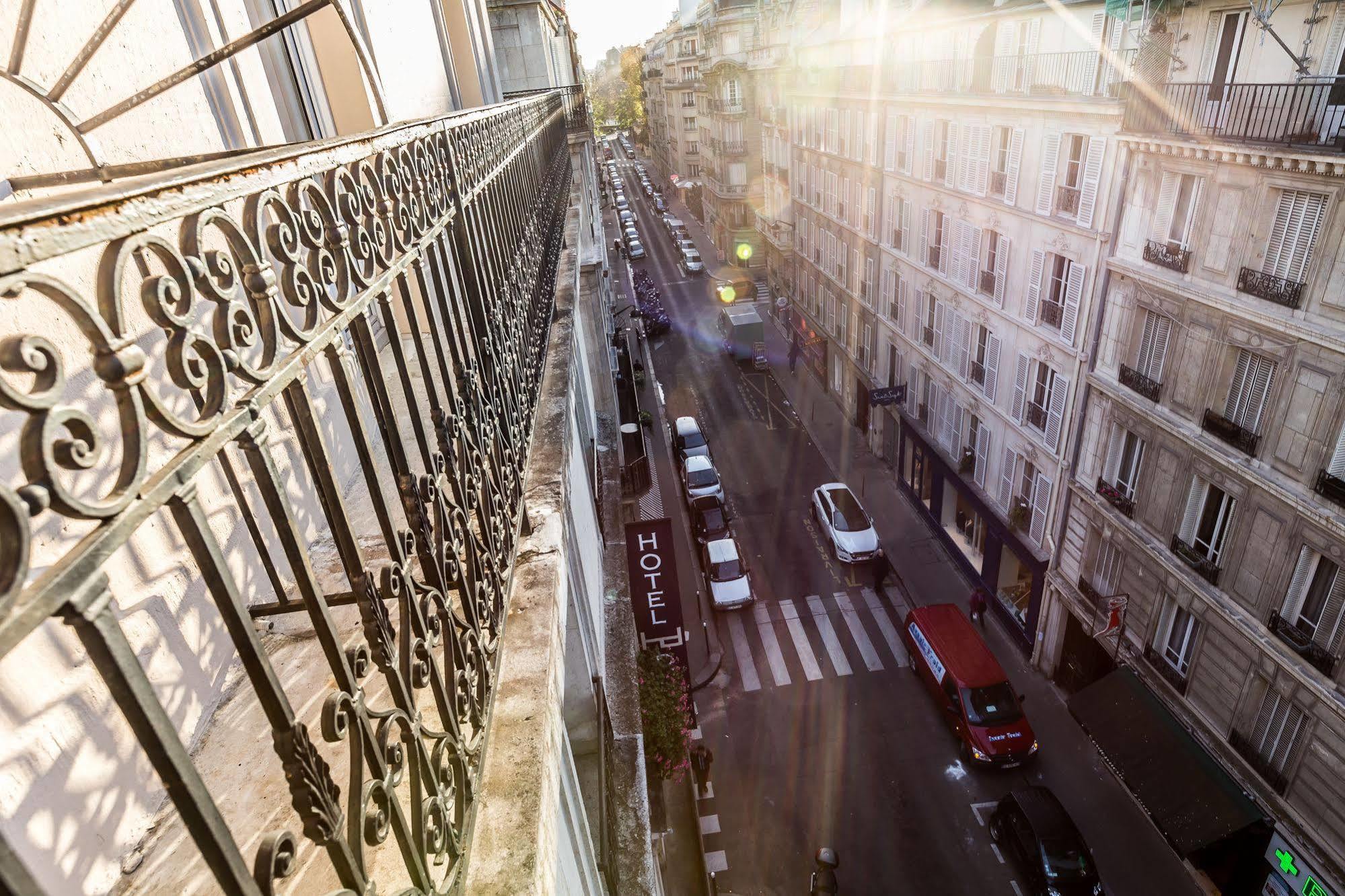 Duret Champs Elysees Hotel Paris