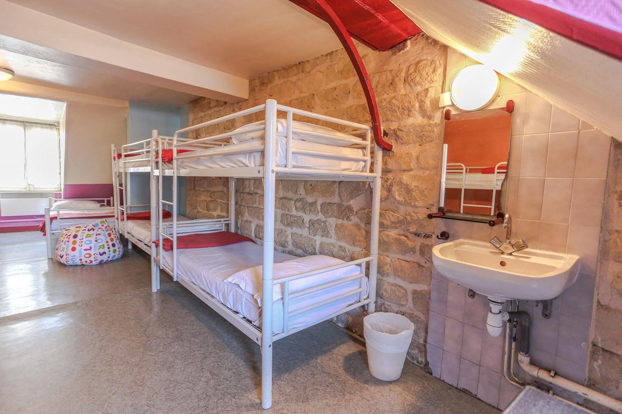 Auberge de jeunesse Young And Happy Latin Quarter By Hiphophostels *
