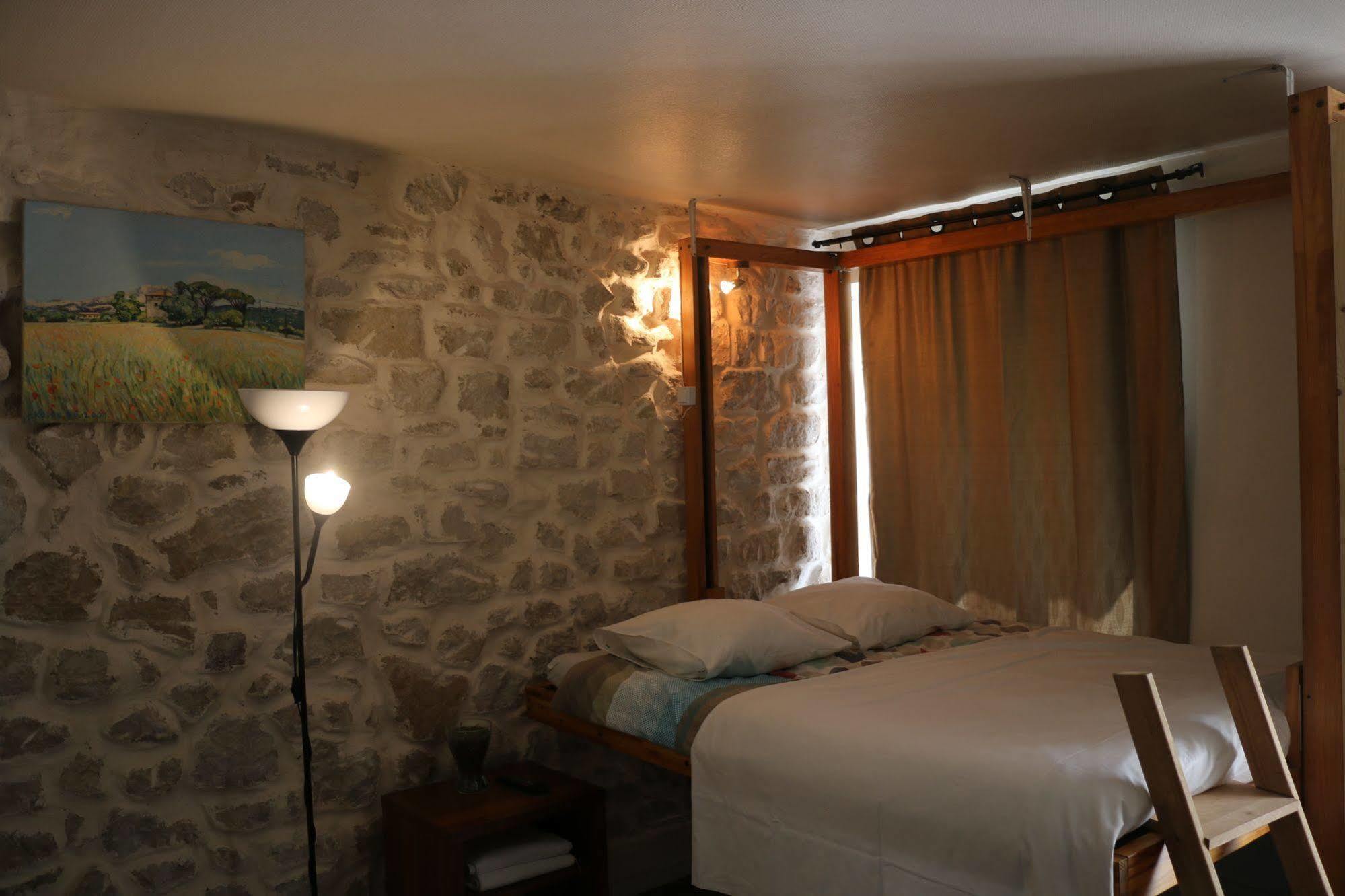Hotel Grand De Clermont Paris