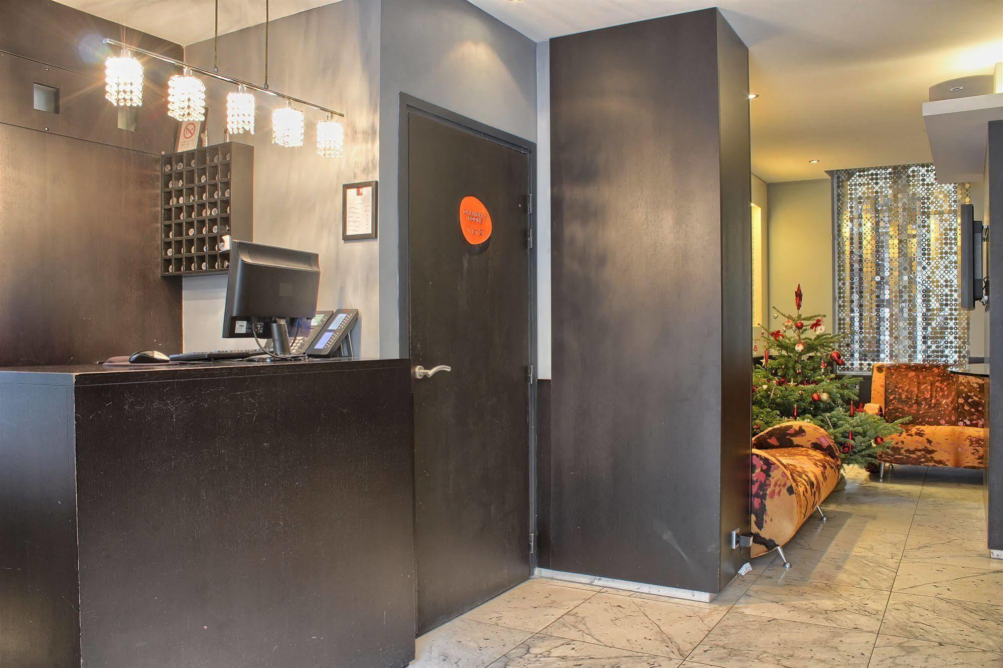 Pavillon Nation 3* Paris