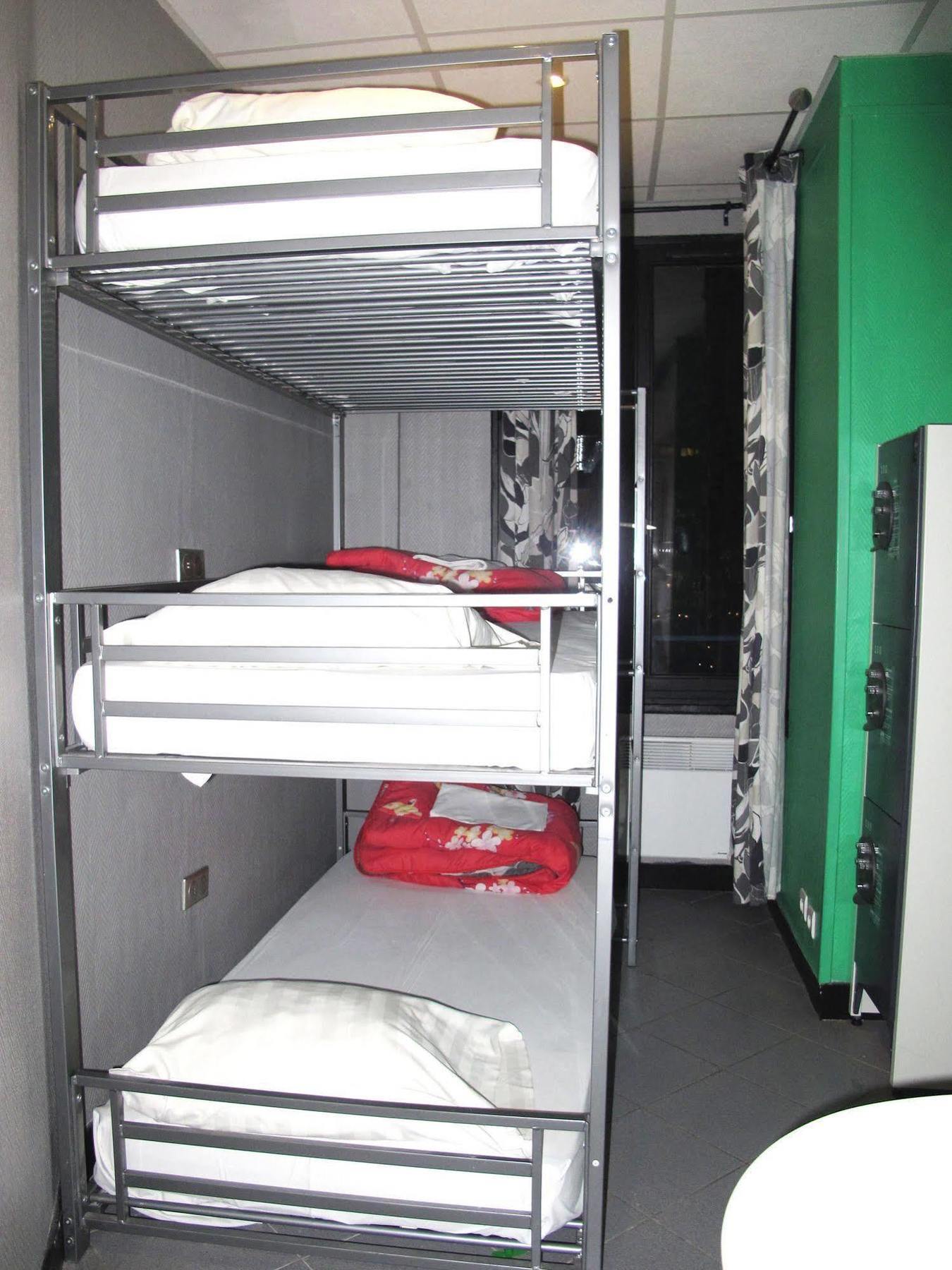 Peace & Hostel Paris