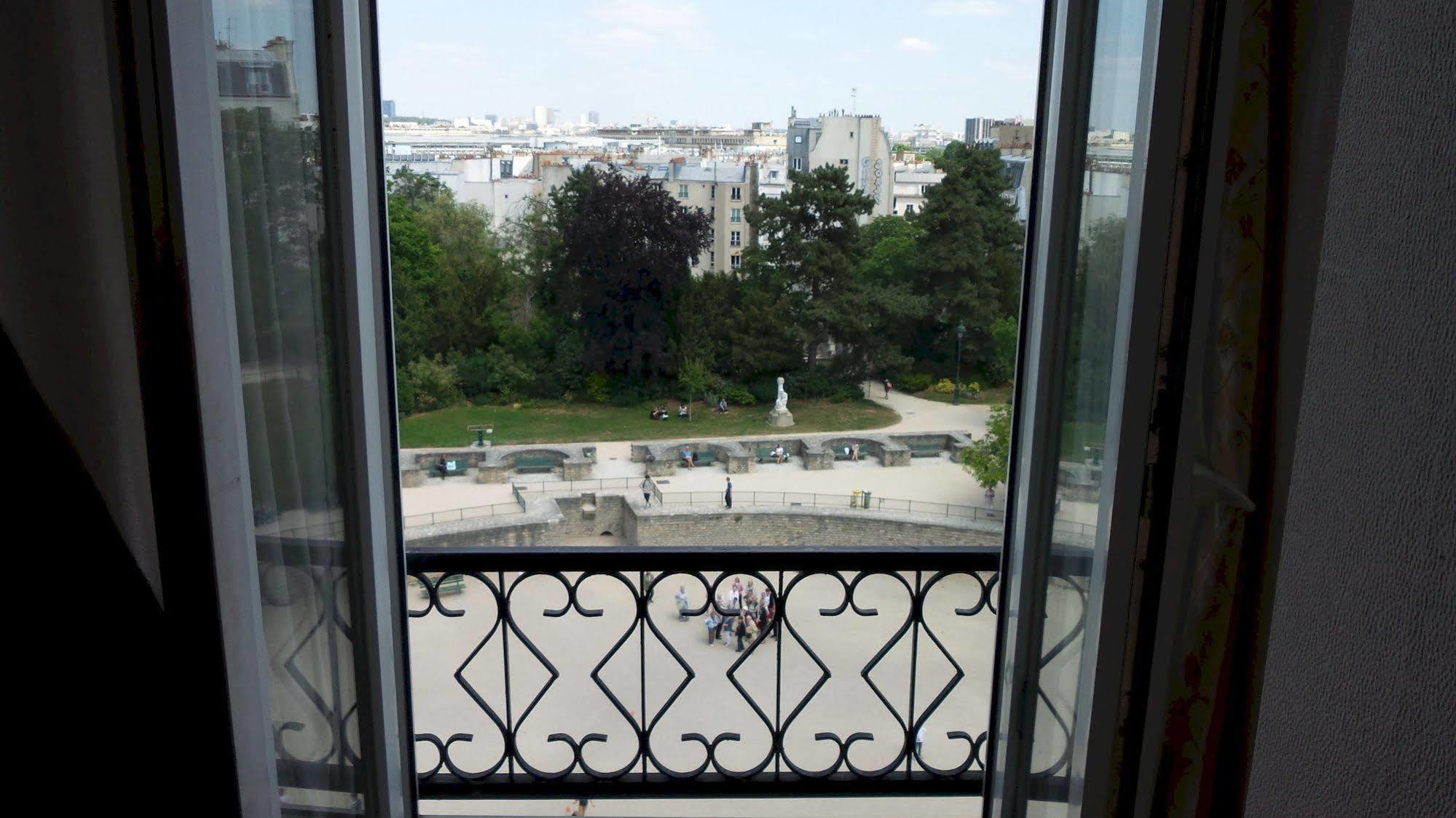 Hotel Des Arenes 3*