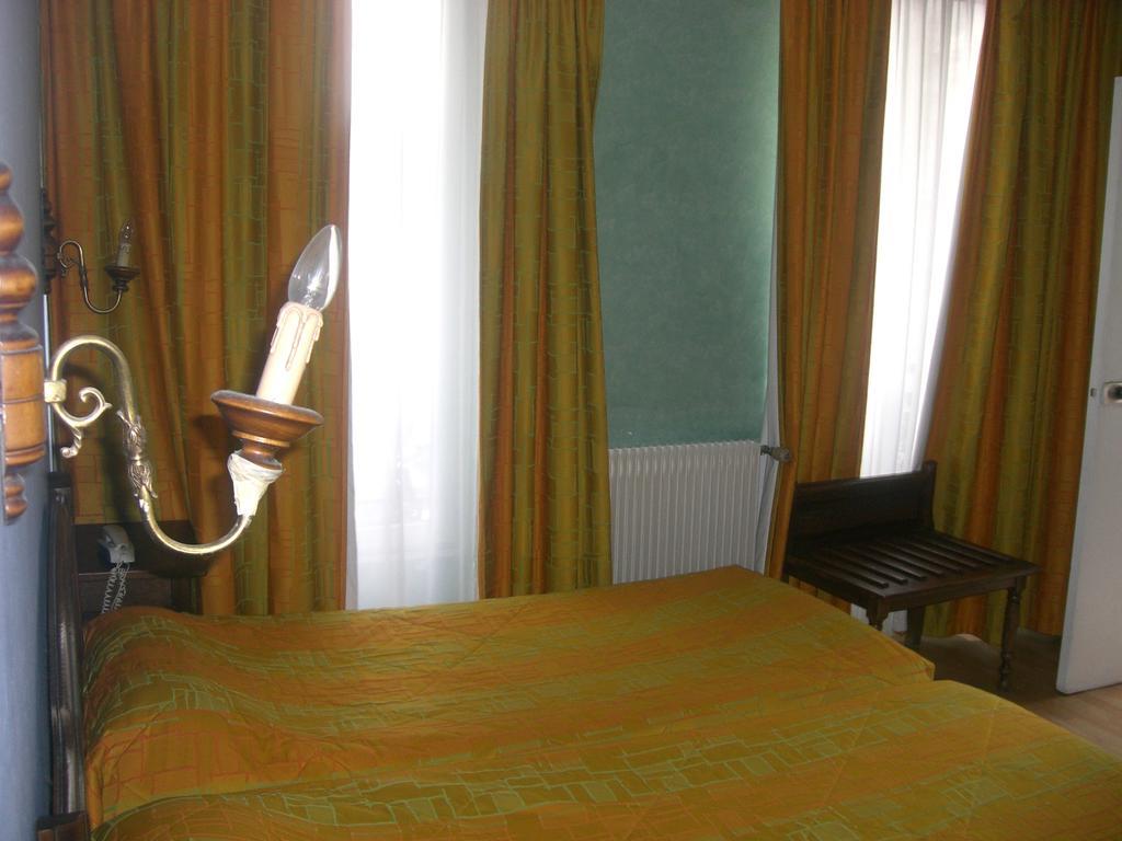 Bristol République Hotel 3*